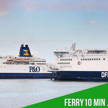 Joli Petit T2 Terrasse Proche Du Phare Apartman Calais Kültér fotó